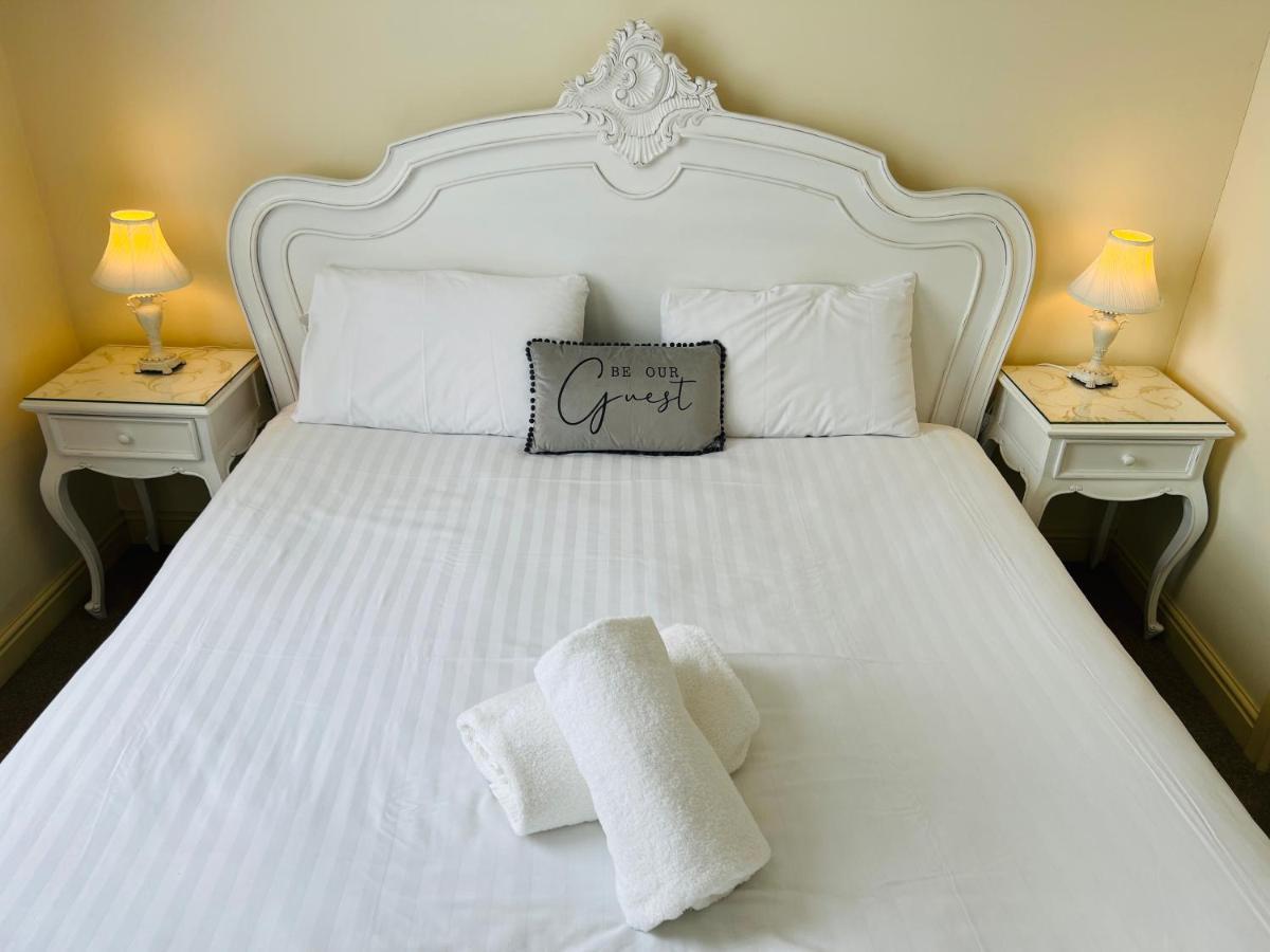 Heath Cottage Hotel Dewsbury Zewnętrze zdjęcie