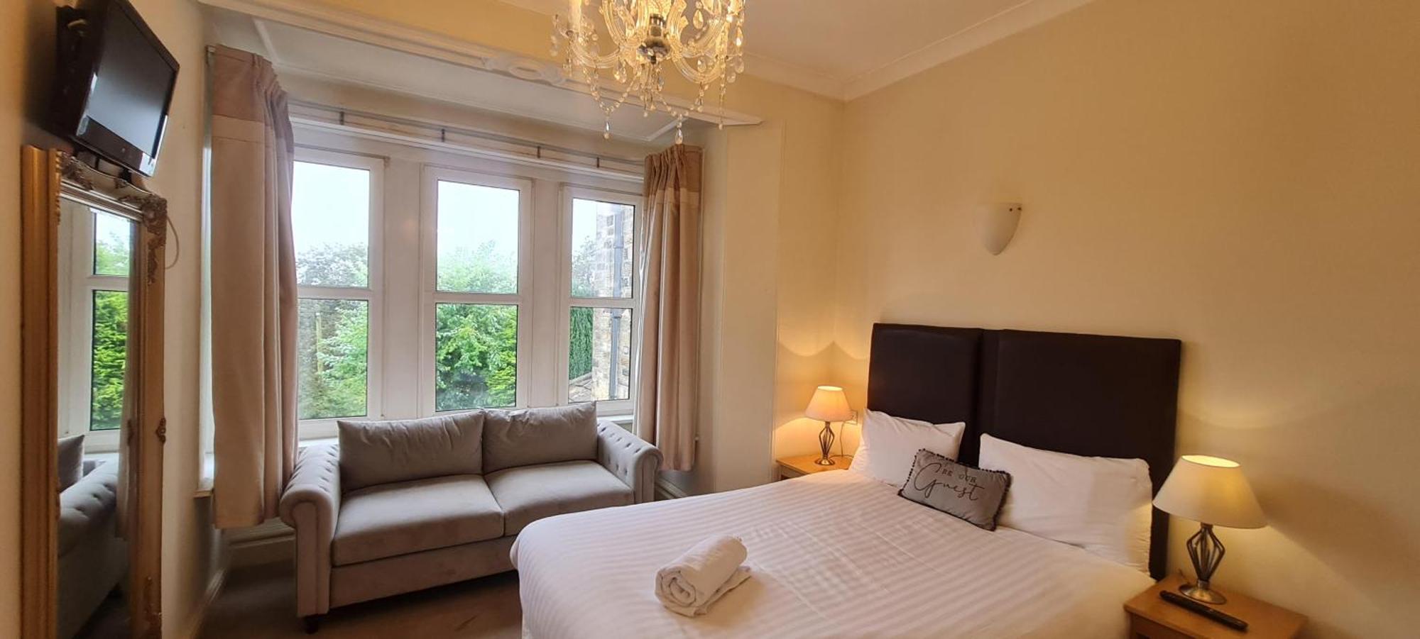 Heath Cottage Hotel Dewsbury Zewnętrze zdjęcie