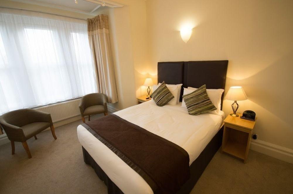 Heath Cottage Hotel Dewsbury Zewnętrze zdjęcie